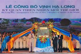 Bahía de Ha Long recibió título de nueva maravilla natural del mundo